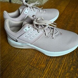 Light pink women’s air max